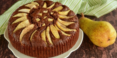 Итальянский шоколадный пирог с грушами