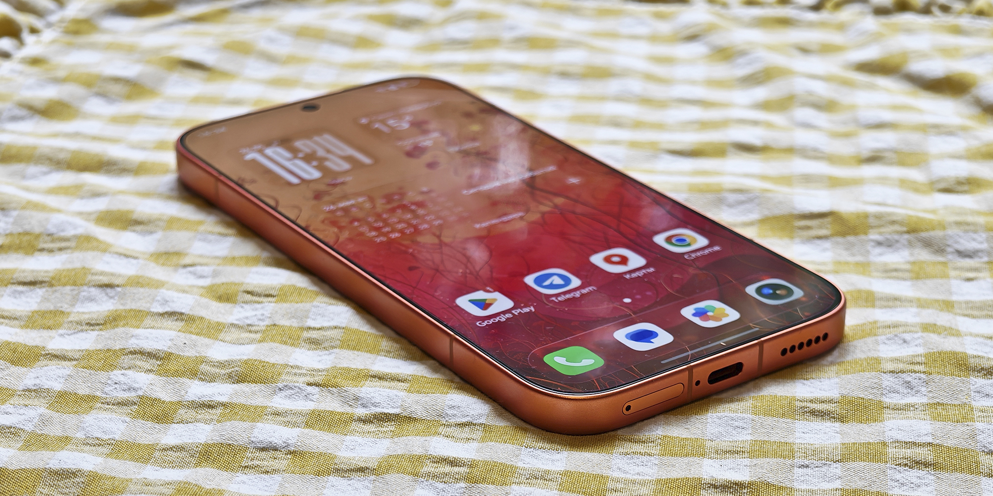 Разъёмы Обзор Honor 600: разъёмы