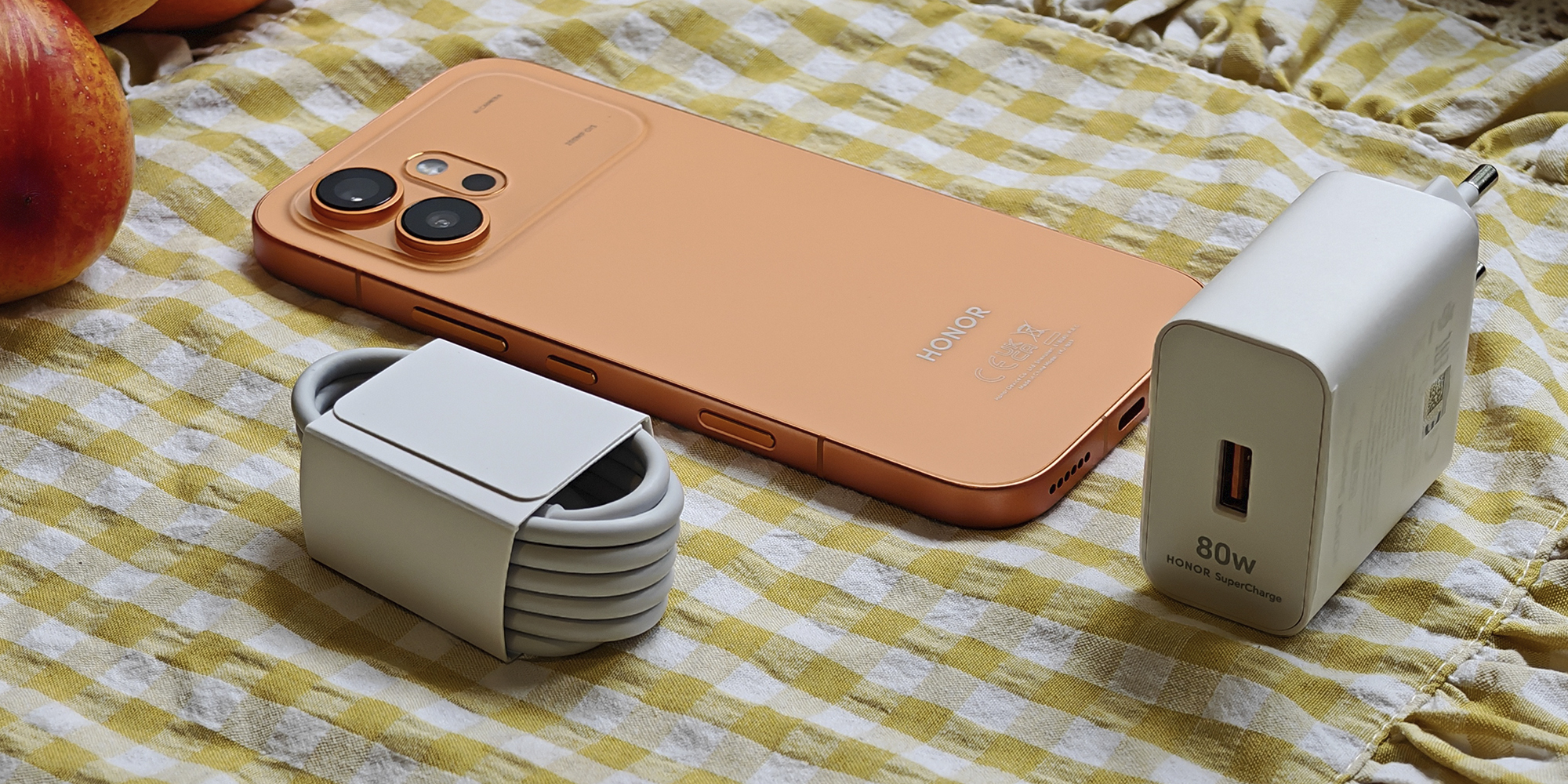 Комплект поставки Обзор Honor 600: комплект поставки