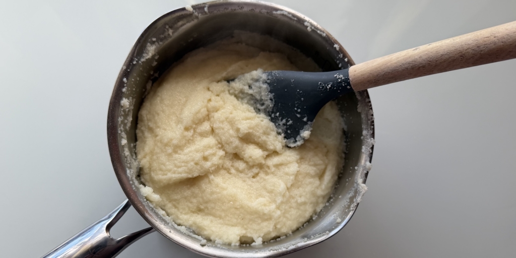 Гурьевская каша с курагой и грецкими орехами, рецепт: Перемешайте и остудите