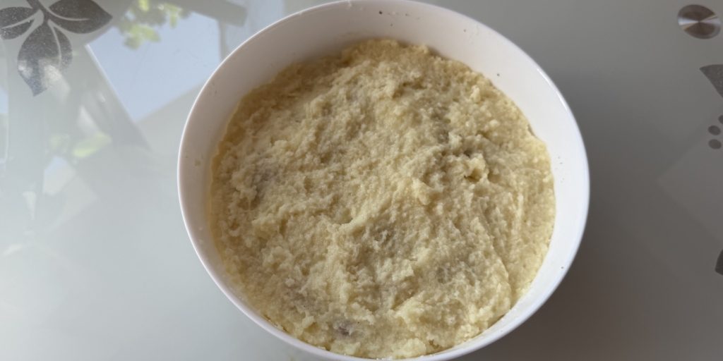 Гурьевская каша с курагой и грецкими орехами, рецепт: Распределите остатки каши