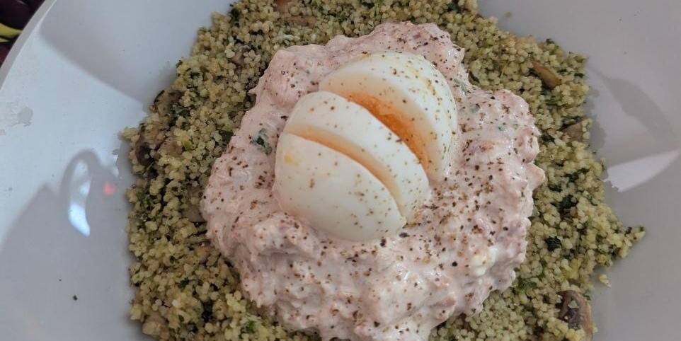 Кускус с тунцом, грибами и творожным сыром Рецепты белкового завтрака: кускус с тунцом, грибами и творожным сыром