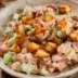 Сытный салат «Деревенский» с&nbsp;копчёной курицей и&nbsp;грибами за 10&nbsp;минут