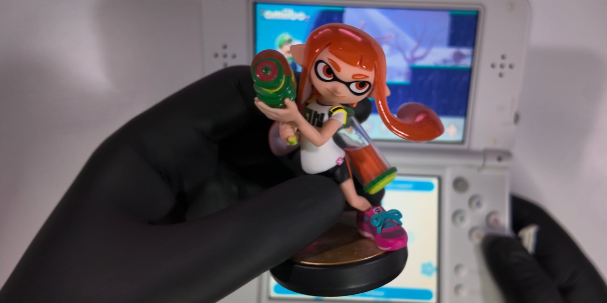 Nintendo 3DS: считывание фигурки Amiibo