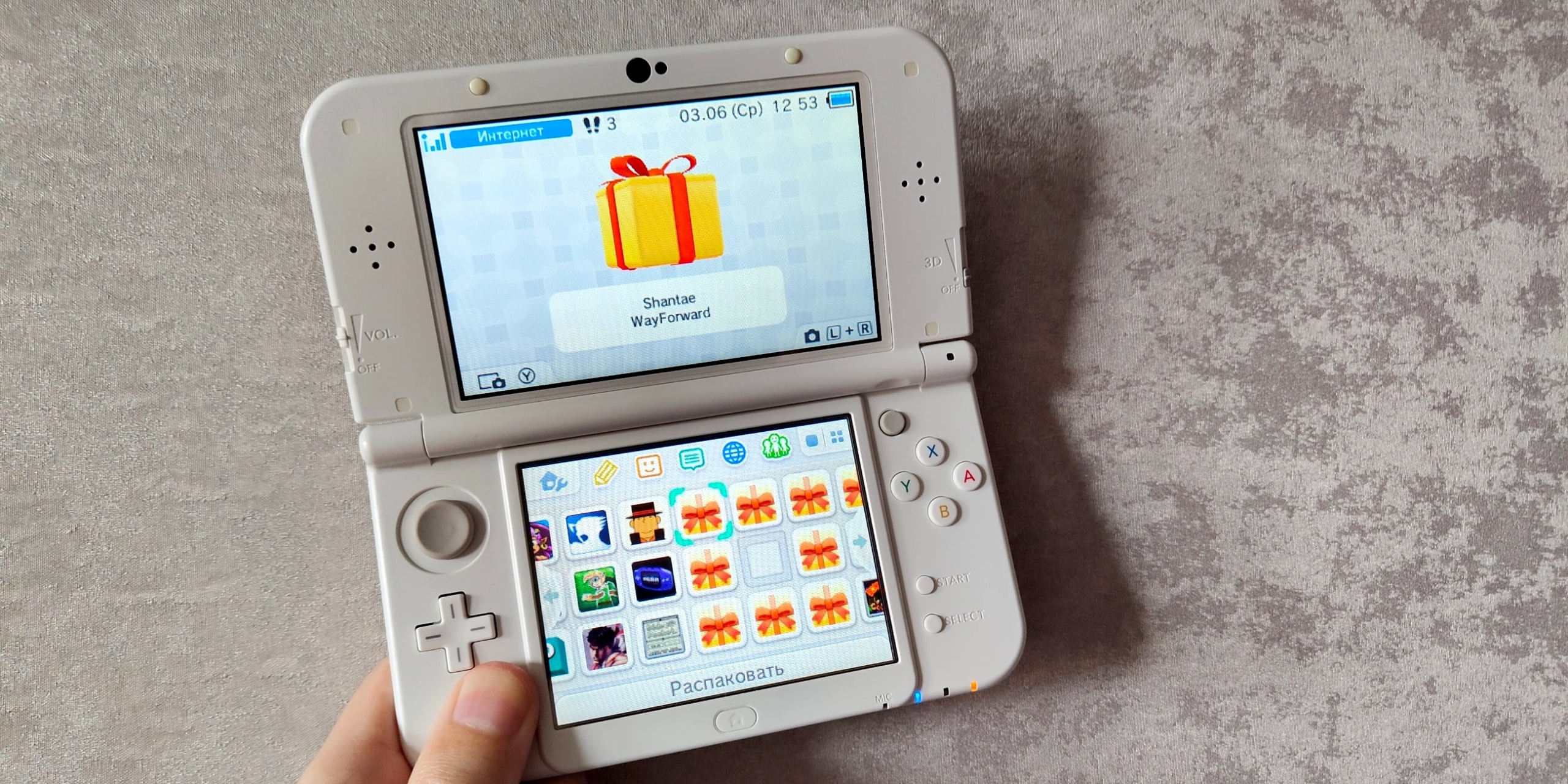 Nintendo 3DS: установленные игры в виде подарочных коробок