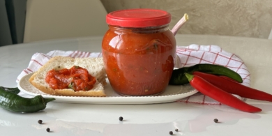 Лютеница: рецепт невероятно вкусной болгарской закуски на зиму