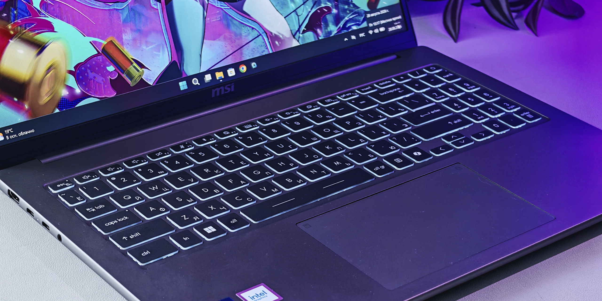 MSI Modern 16 AI+: клавиатура