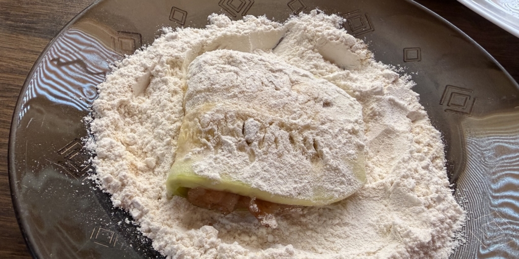 Чебуреки из кабачка, рецепт: Кабачки с фаршем в муке