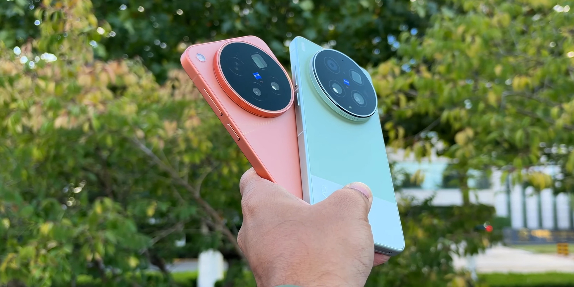 Новый Vivo X500 Pro Max сравнили с Vivo X300 Ultra — одним из лучших фотофлагманов на сегодняшний день