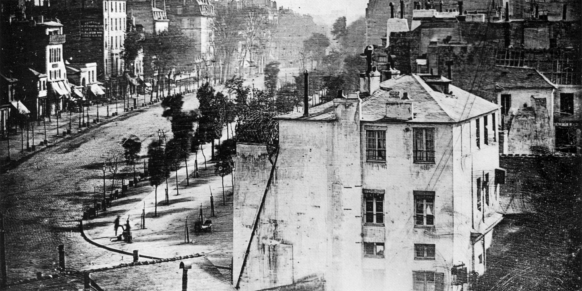 Энтузиасты разгадали 200-летнюю загадку старейшего фото с людьми — на это ушло два года